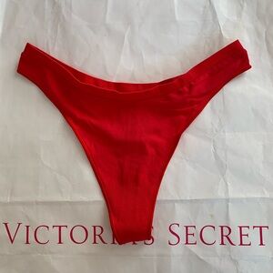 NWT Victoria’s Secret PINK Panty Size Medium